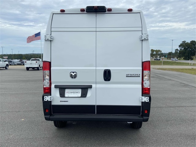2024 Ram ProMaster 2500 photo 3