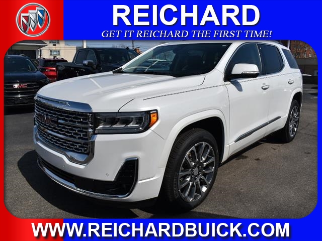 2022 GMC Acadia Denali's photo