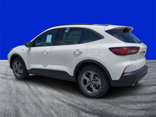2025 Ford Escape ST-Line photo 4