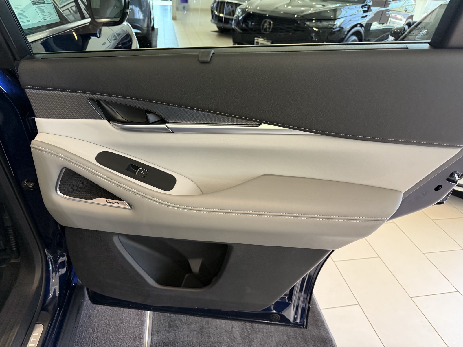 2026 Infiniti QX60 Luxe photo 24