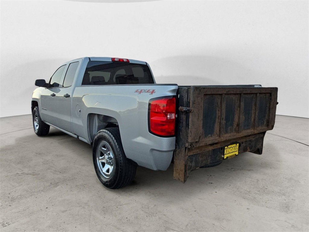 2017 Chevrolet Silverado 1500 LS photo 3
