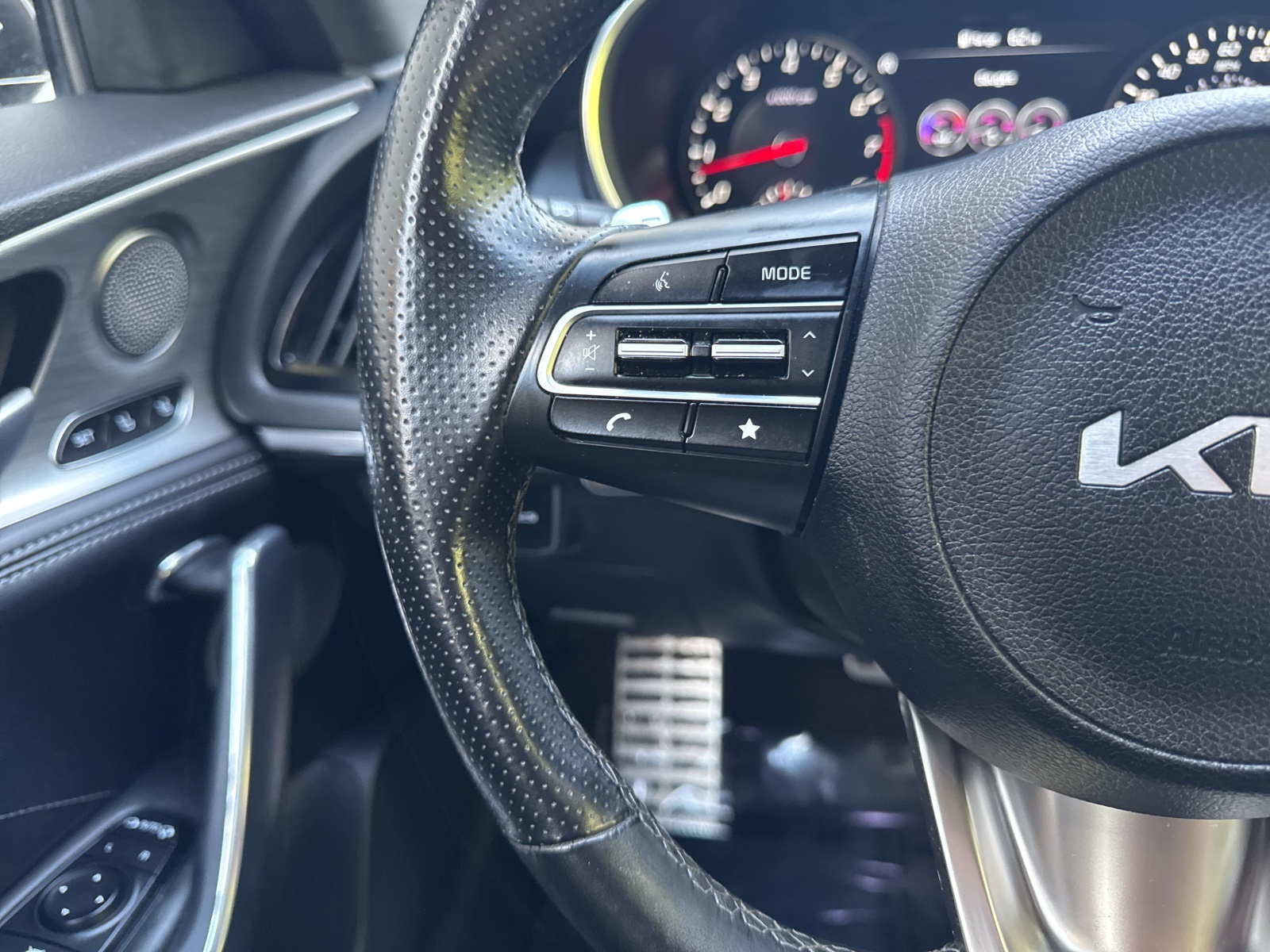 2023 Kia Stinger GT2 photo 33