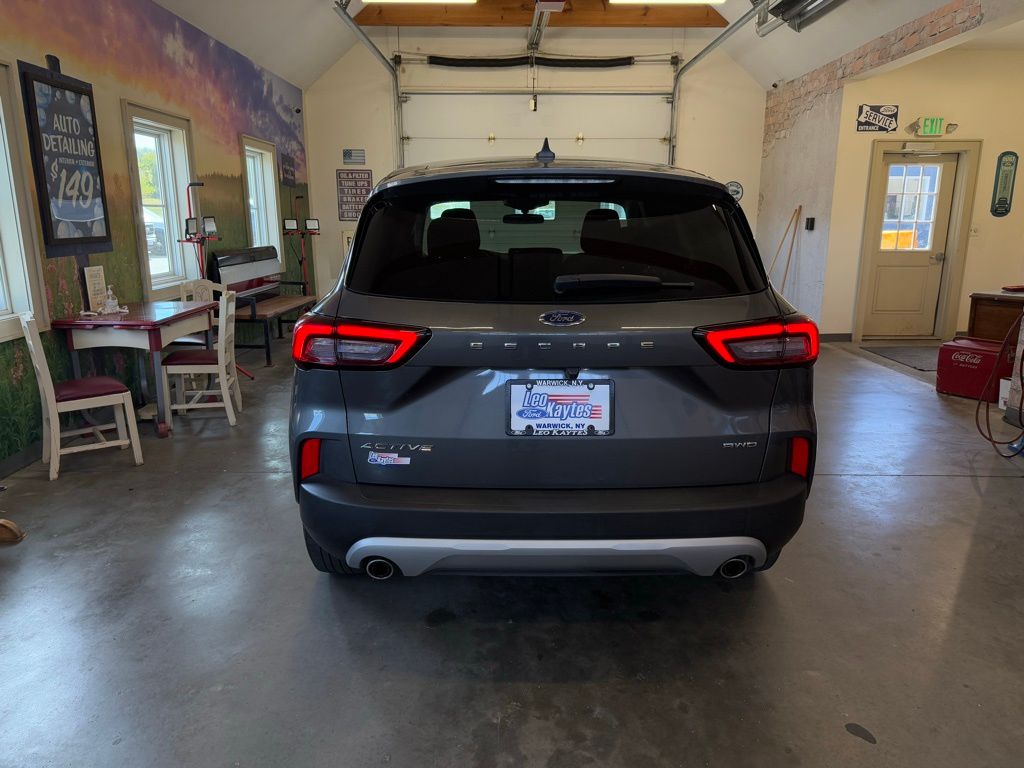 2024 Ford Escape Active photo 10