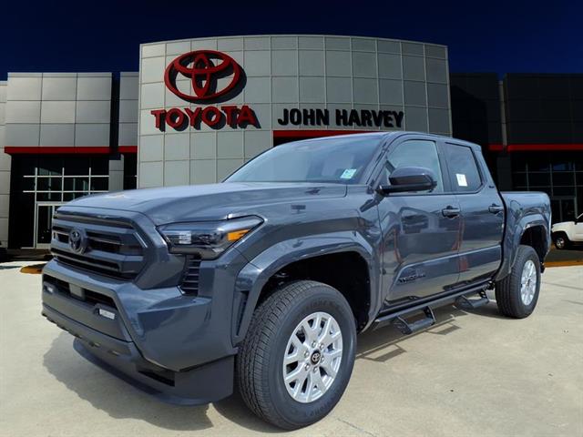 2025 Toyota Tacoma SR5's photo