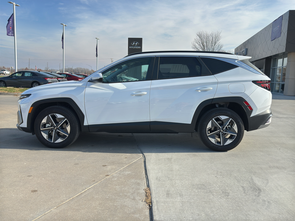 2025 Hyundai Tucson SEL photo 4