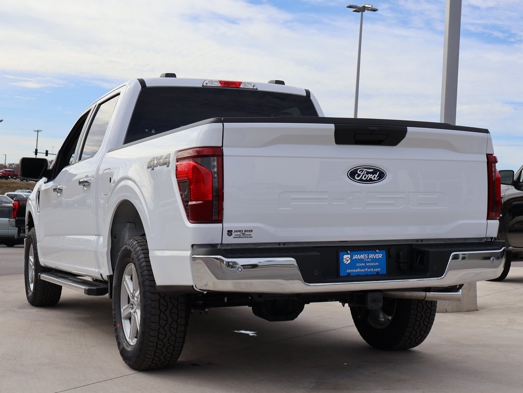 2025 Ford F-150 XLT photo 3