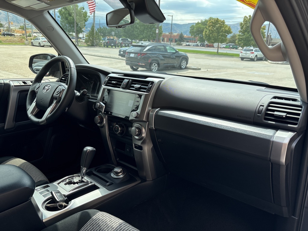 2024 Toyota 4Runner SR5 photo 13