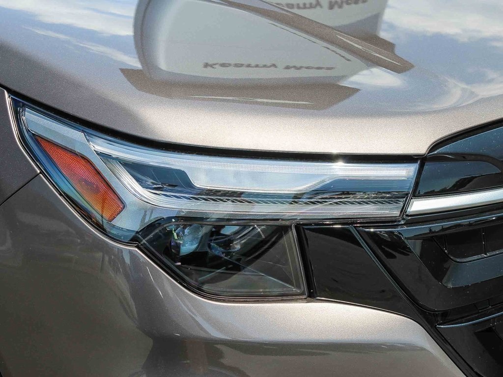 2025 Subaru Forester Touring photo 9