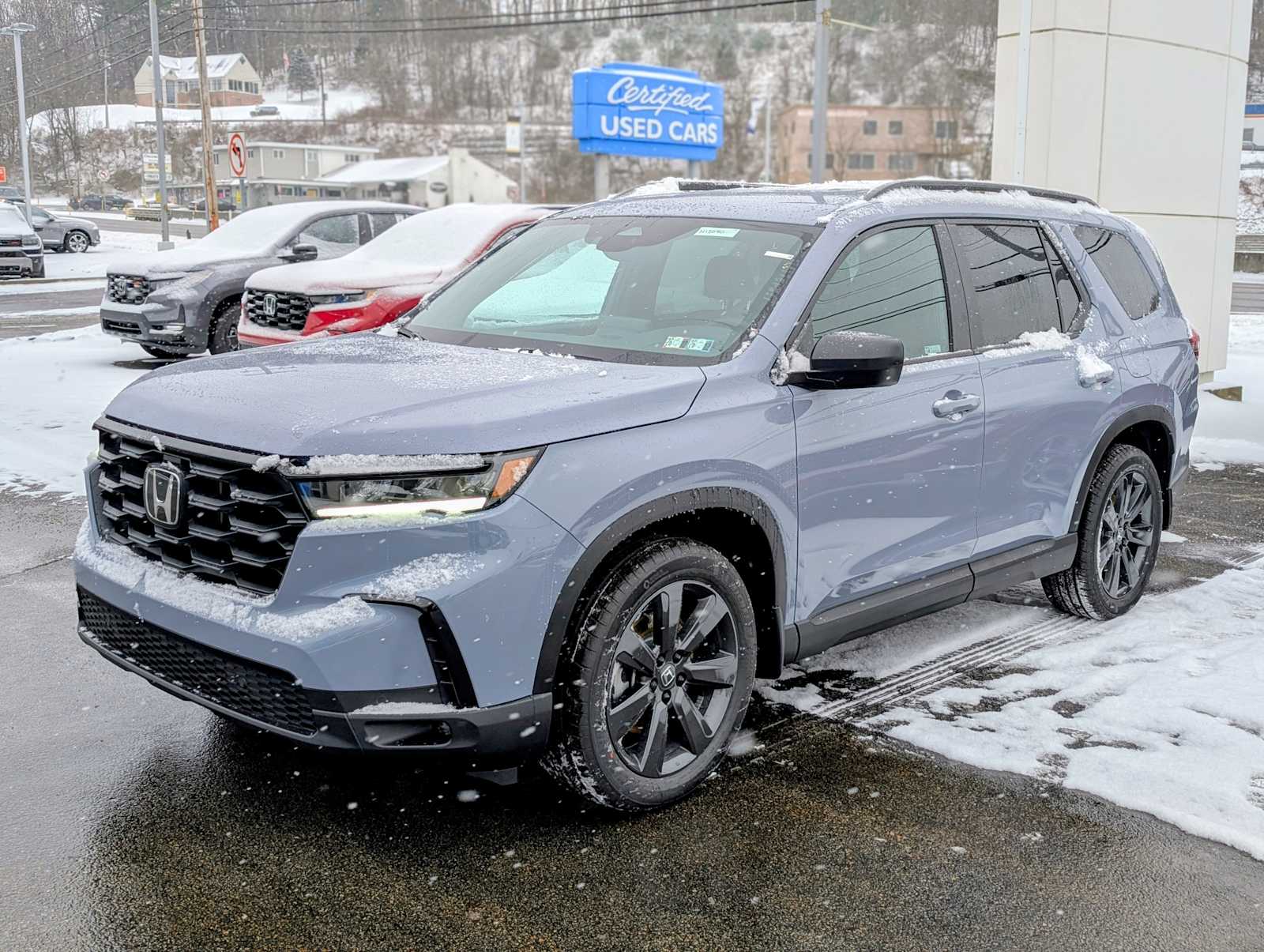 2025 Honda Pilot Sport's photo