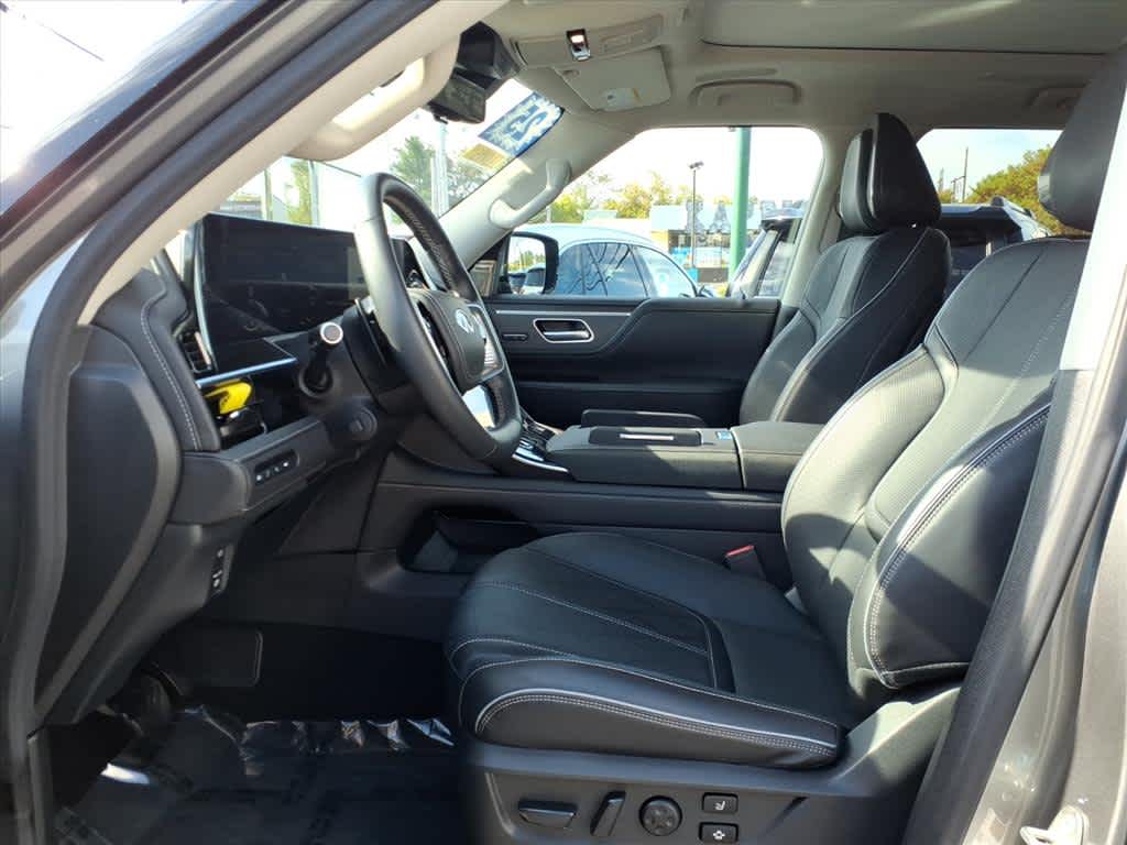 2025 Infiniti QX80 Sensory photo 10