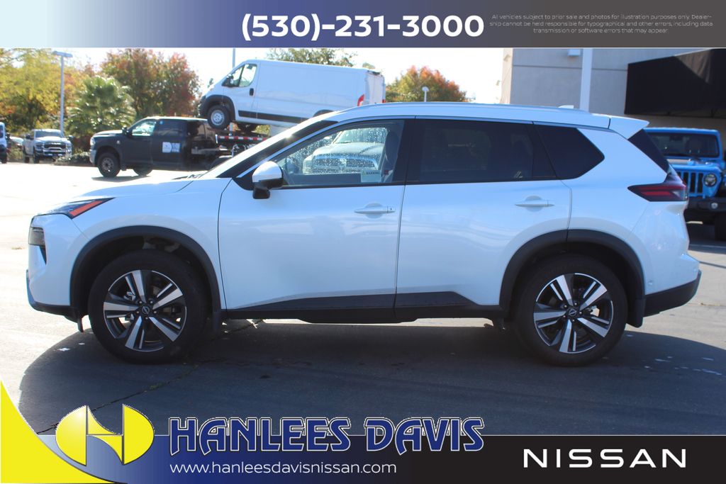 2024 Nissan Rogue SL photo 2