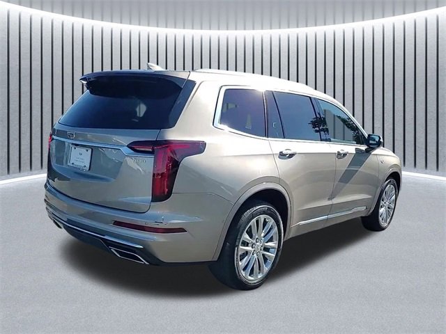 2023 Cadillac XT6 Premium Luxury photo 2