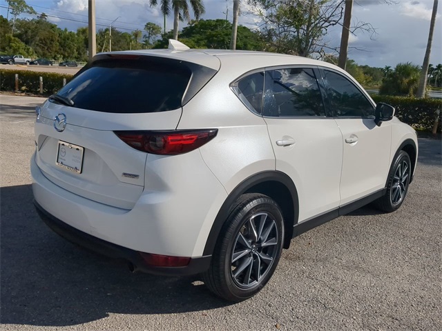 2017 Mazda CX-5 Grand Touring photo 4