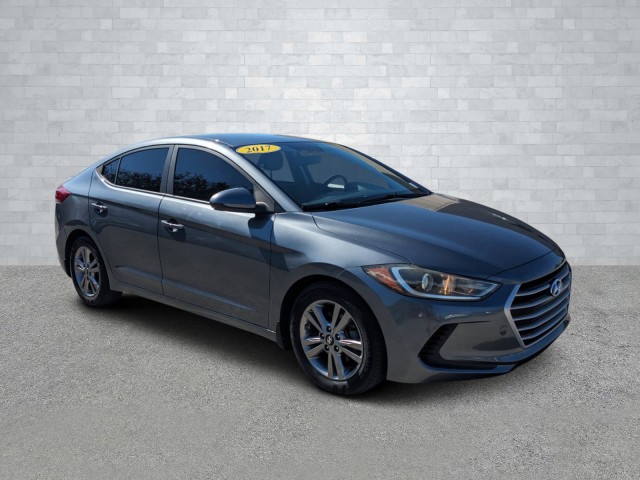 Pre-Owned 2017 Hyundai Elantra SE 4dr Car in Fort Myers #H510400A ...
