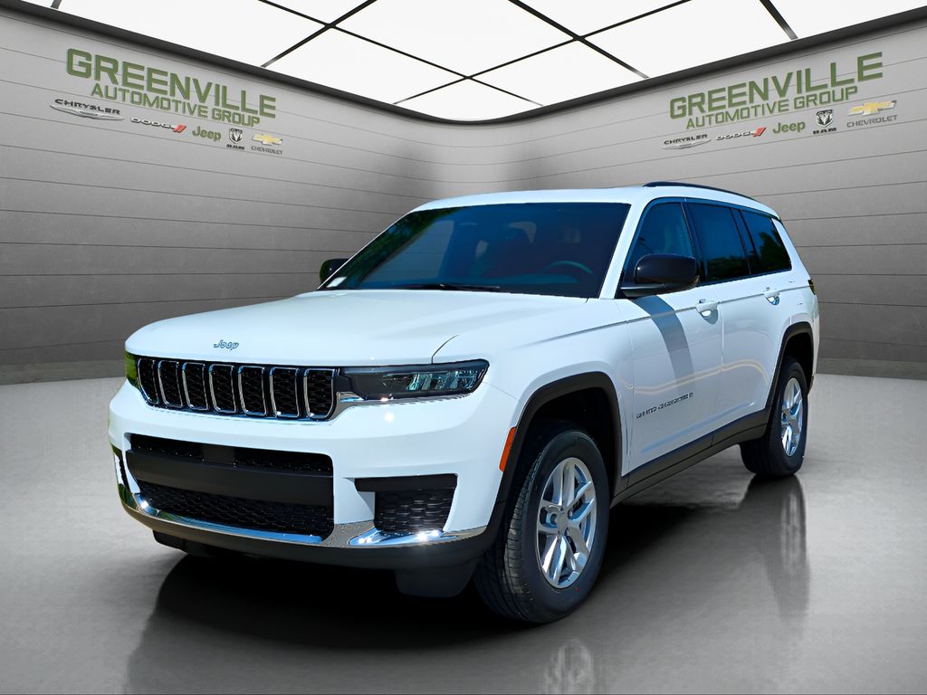 2025 Jeep Grand Cherokee L Laredo's photo