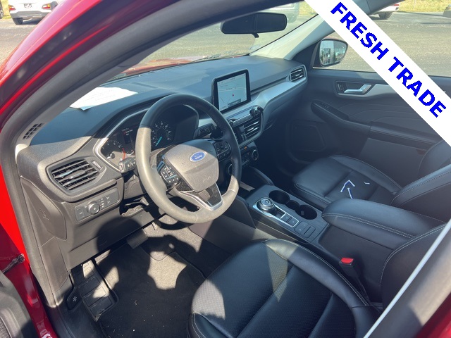 2022 Ford Escape SEL photo 6