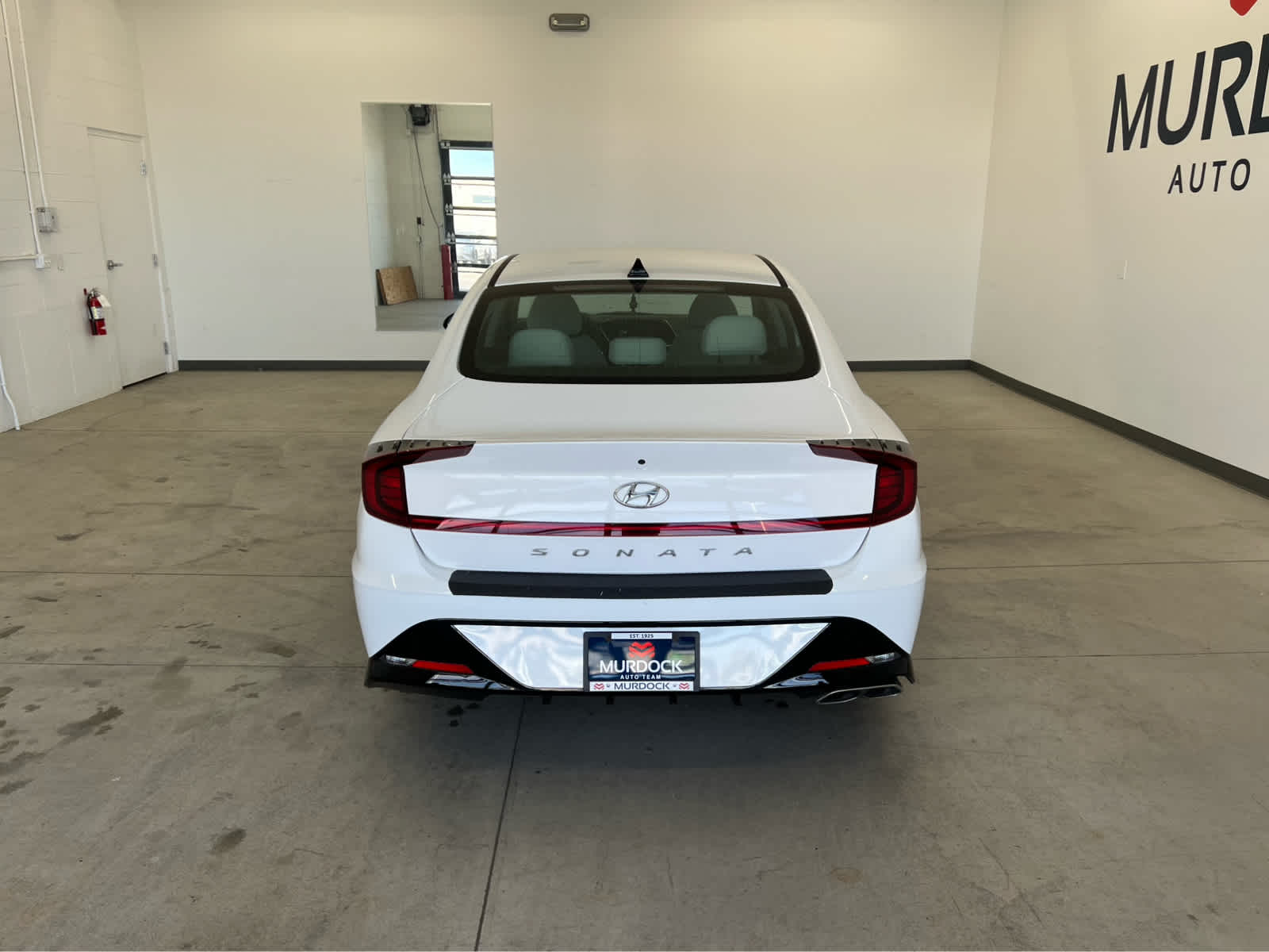 2023 Hyundai Sonata SEL photo 2