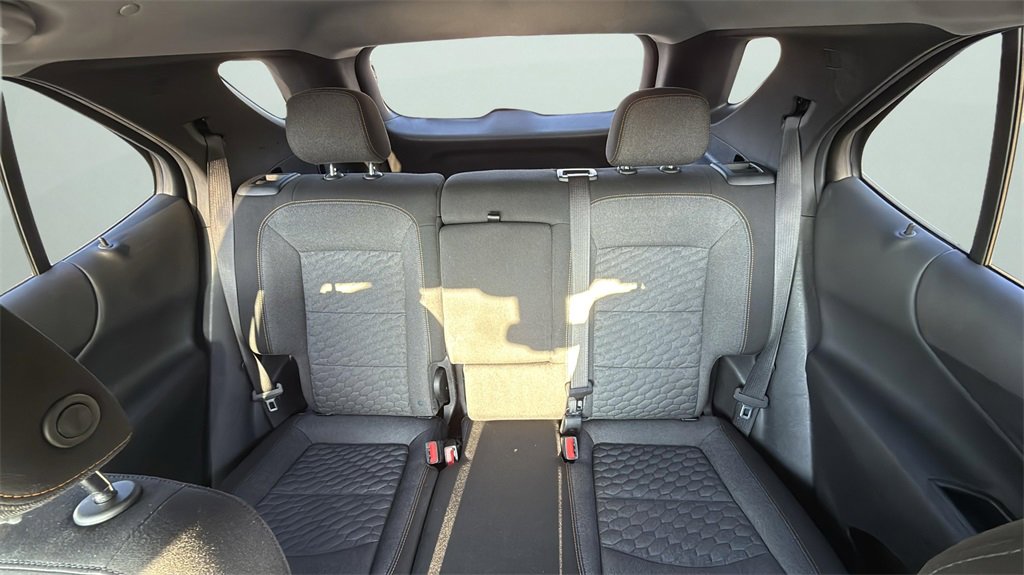 2021 Chevrolet Equinox LT photo 21