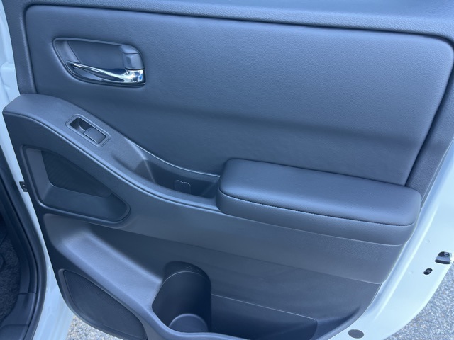 2025 Nissan Frontier Crew Cab SV photo 20