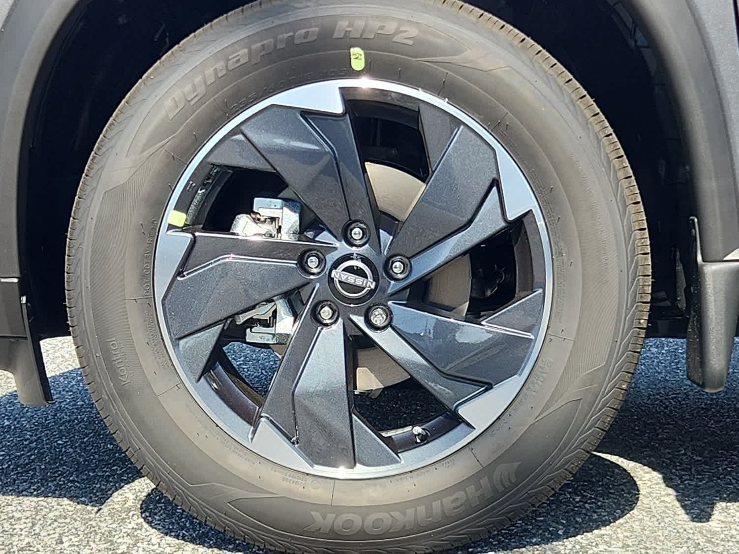 2026 Nissan Rogue SV photo 5