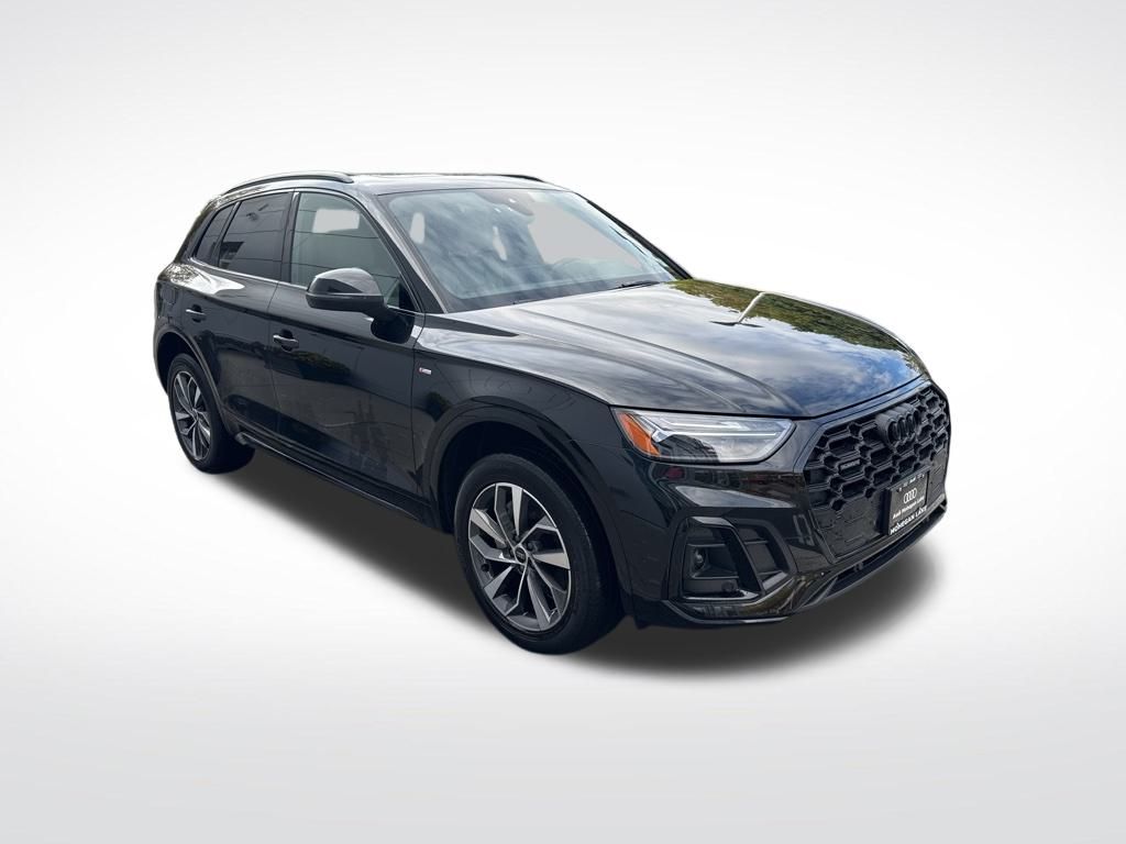 2024 Audi Q5 45 S line Premium photo 2