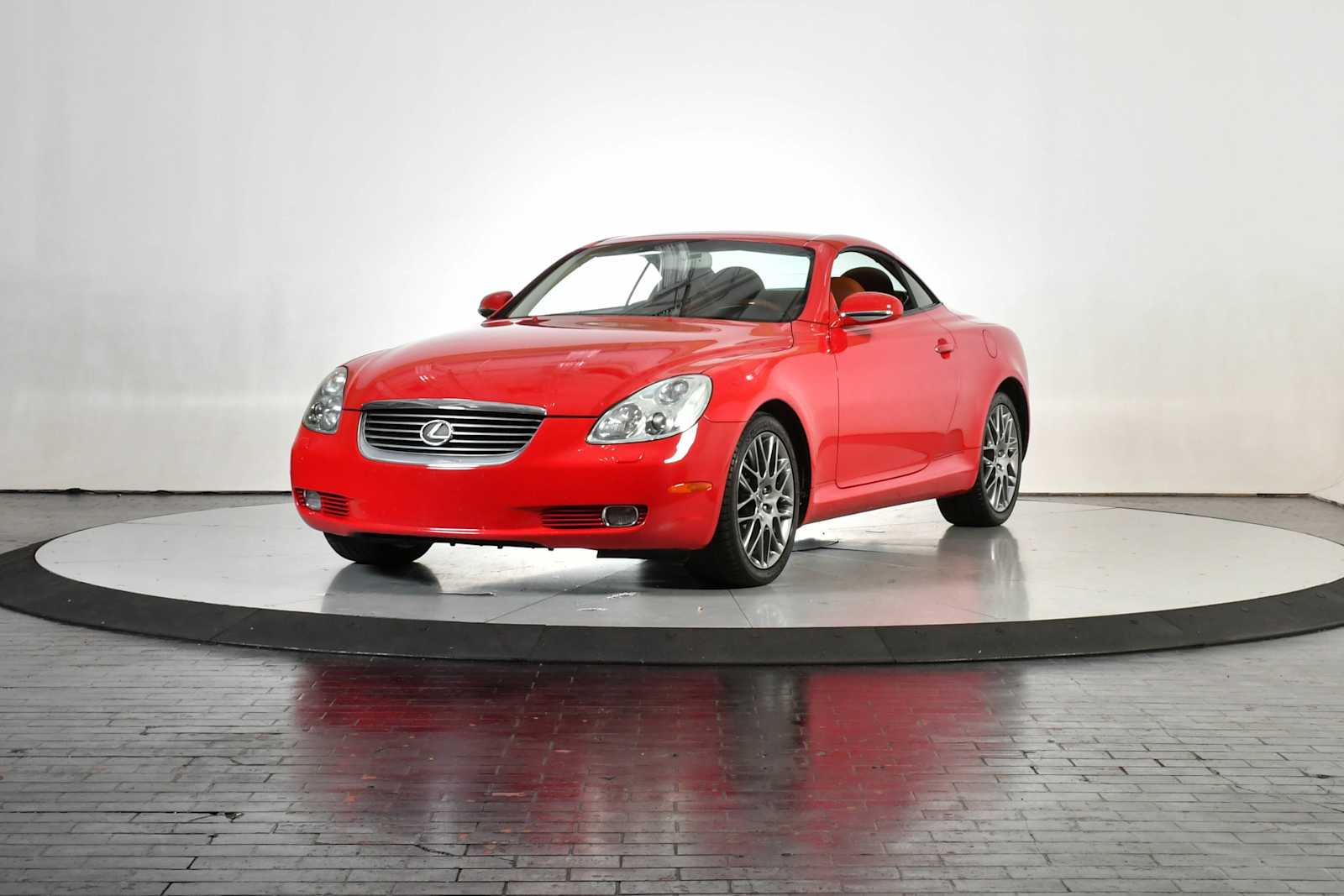 2004 Lexus SC 430's photo