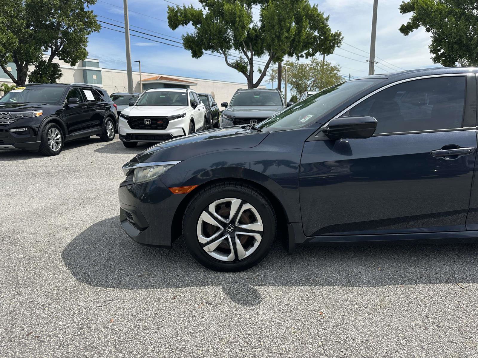 2016 Honda Civic LX photo 9