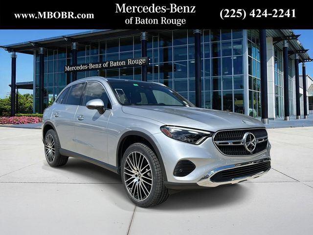 2023 Mercedes-Benz GLC GLC300's photo