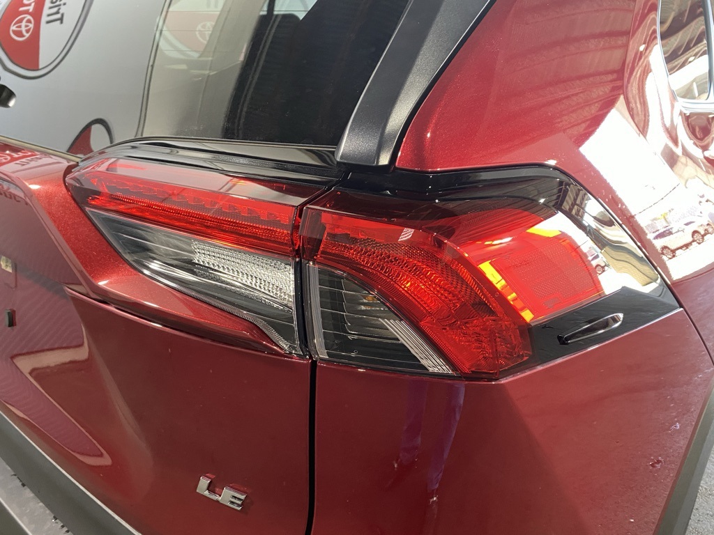 2025 Toyota RAV4 LE photo 14
