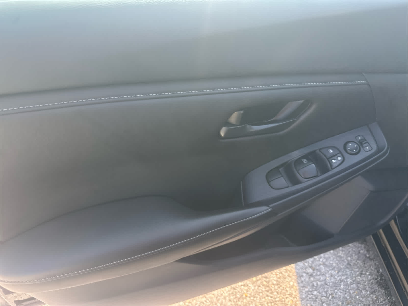2024 Nissan Sentra S photo 5