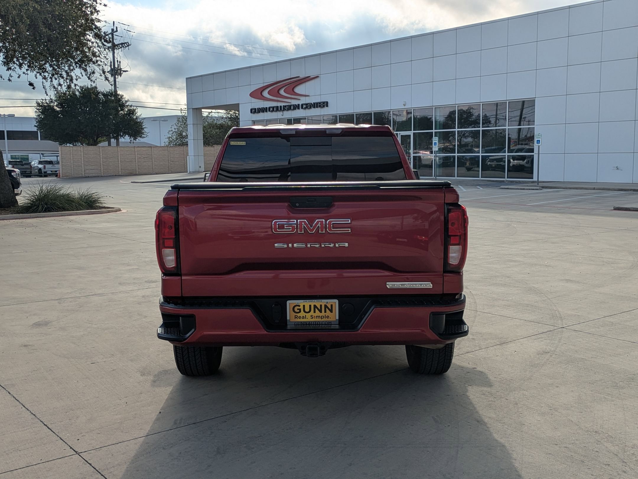 2021 Gmc Sierra 1500 Elevation photo 3