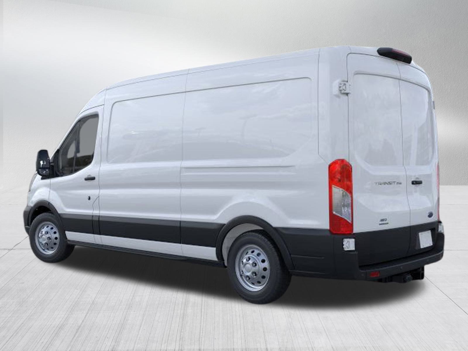 2025 Ford Transit photo 4