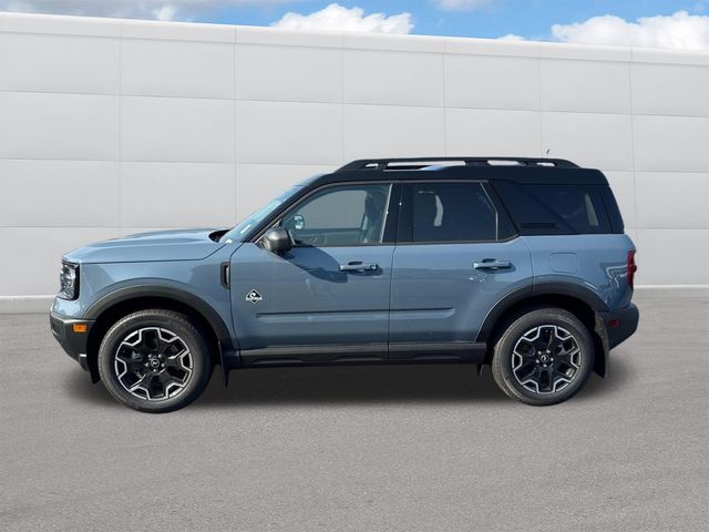 2025 Ford Bronco Sport Outer Banks photo 2