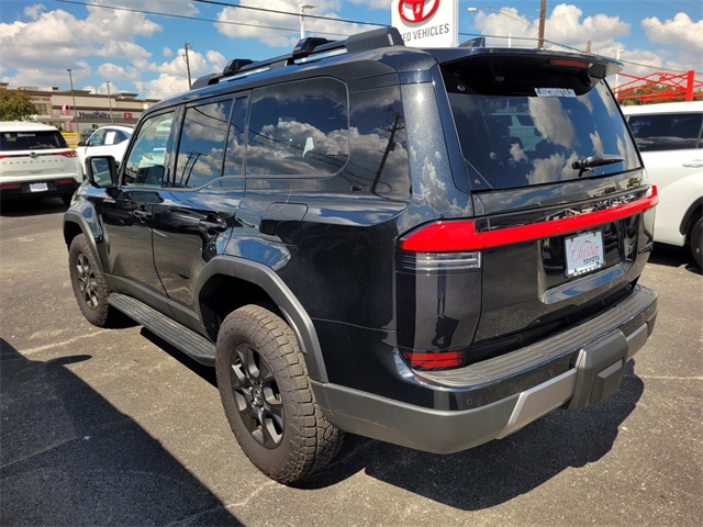 2024 Lexus GX 550 Overtrail photo 2