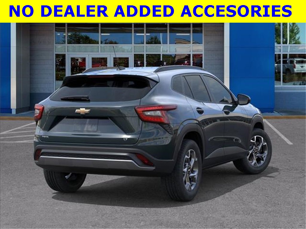 2025 Chevrolet Trax LT photo 3