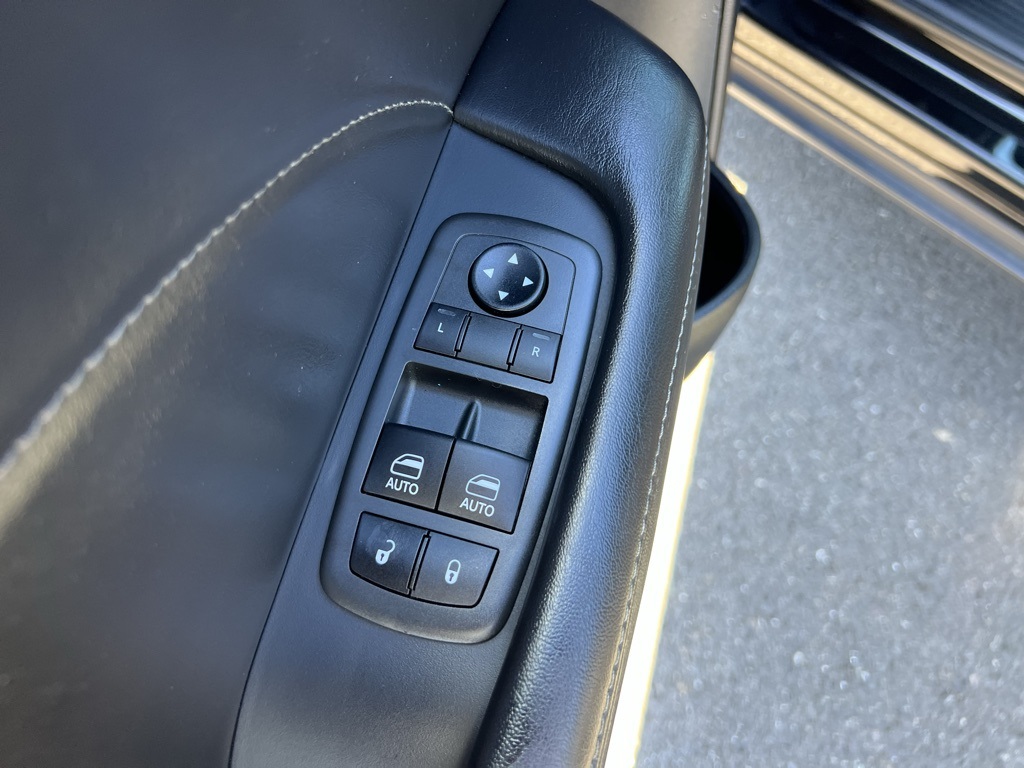 2021 Dodge Challenger R/T Scat Pack photo 11