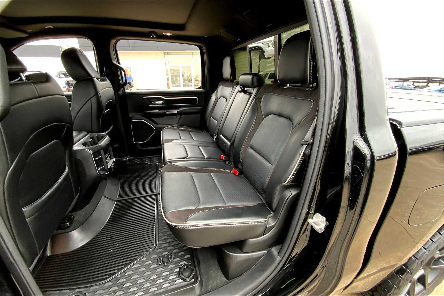 2023 Ram 1500 Laramie photo 17