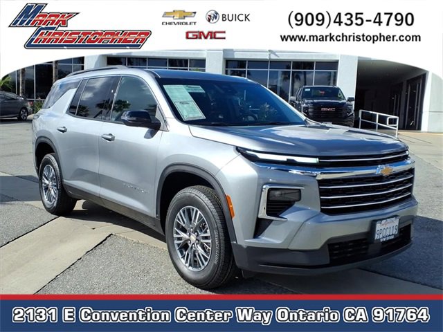 2025 Chevrolet Traverse LT's photo