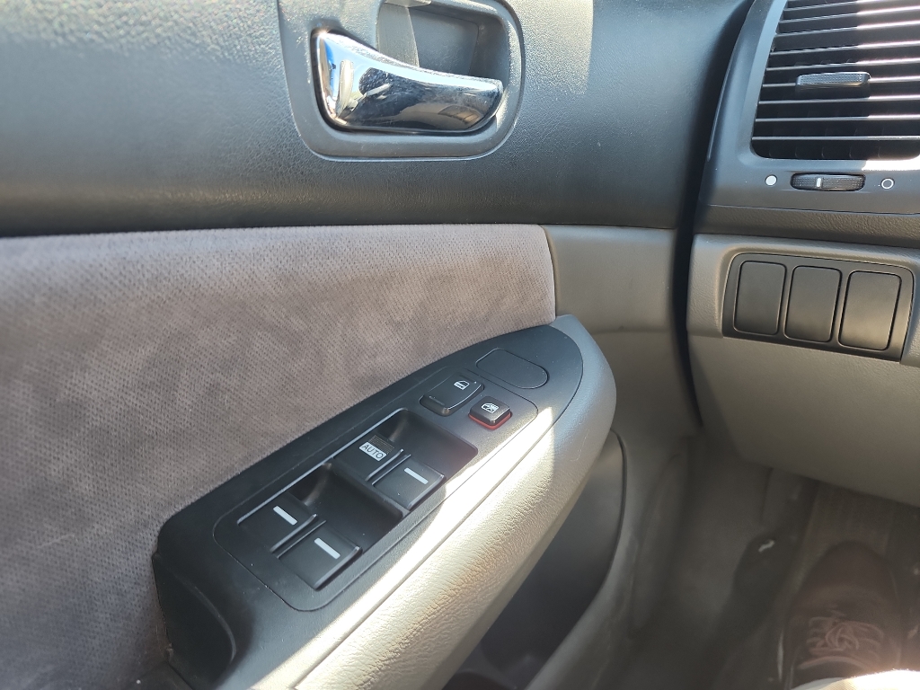2007 Honda Accord photo 21