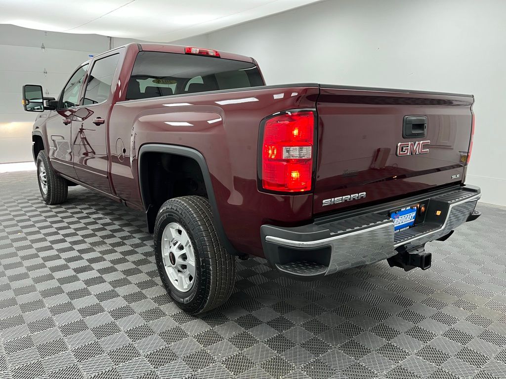 2016 Gmc Sierra SLE photo 9