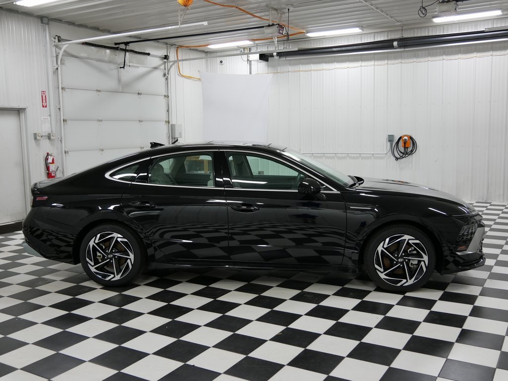 Used 2024 Hyundai Sonata SEL with VIN KMHL14JA9RA354322 for sale in Rochester, Minnesota