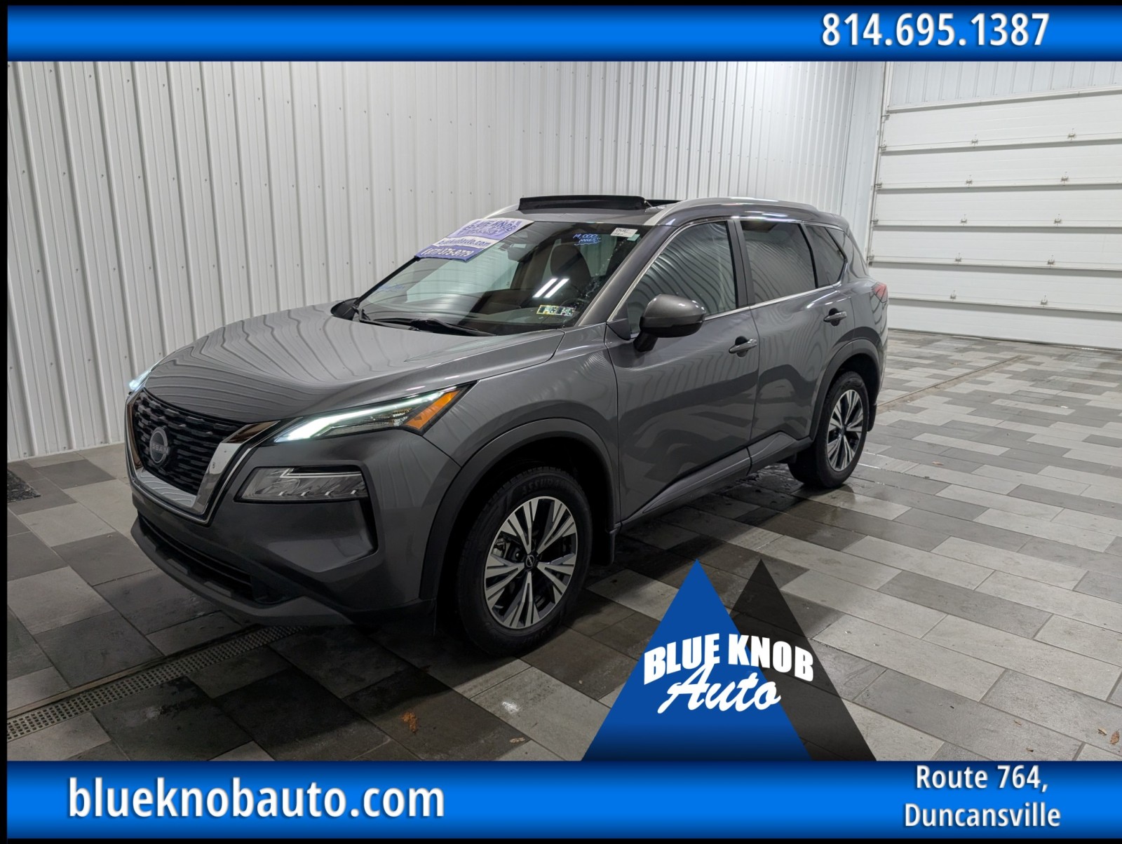 2022 Nissan Rogue SV's photo