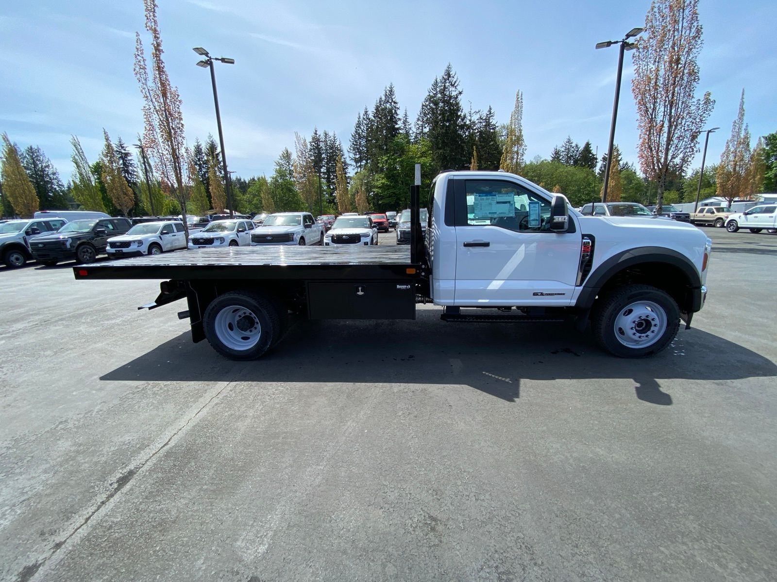 2024 Ford F-550 XL photo 4