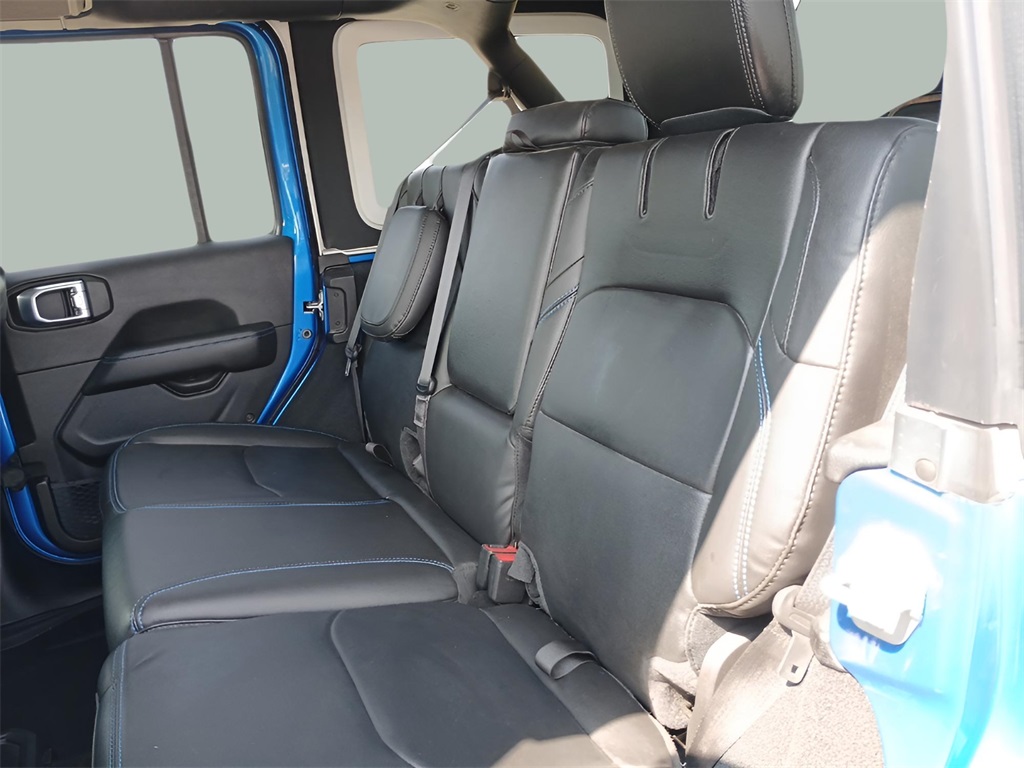 2022 Jeep Wrangler Unlimited Rubicon 4xe photo 8