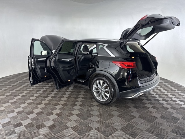 2020 Infiniti QX50 Luxe photo 16