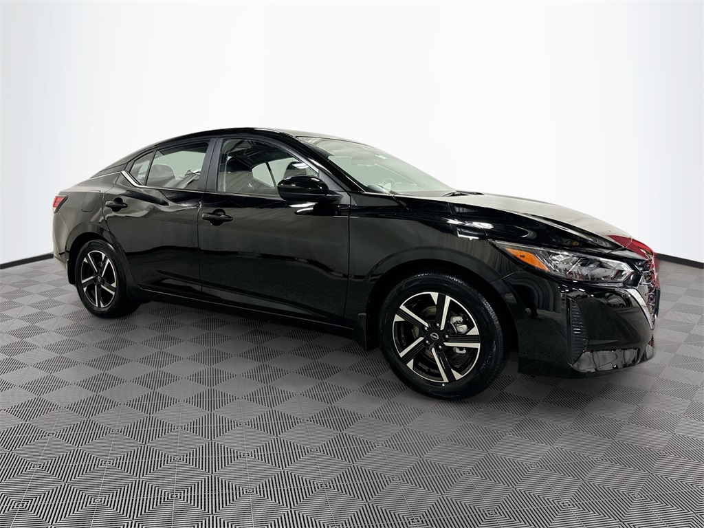 2025 Nissan Sentra SV photo 4