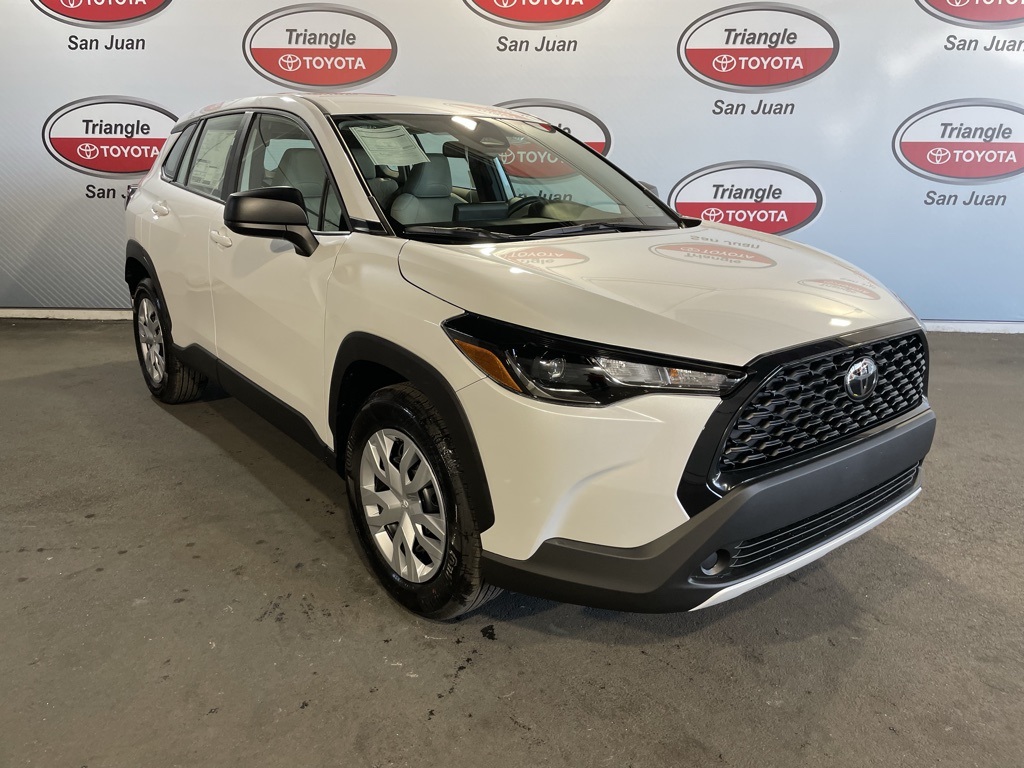 2026 Toyota Corolla Cross L photo 3