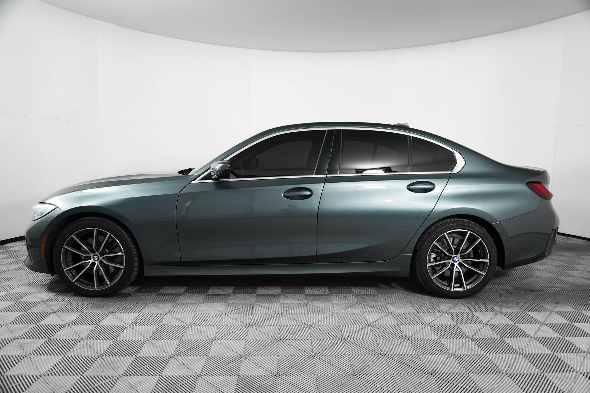 2021 Bmw 330i photo 4