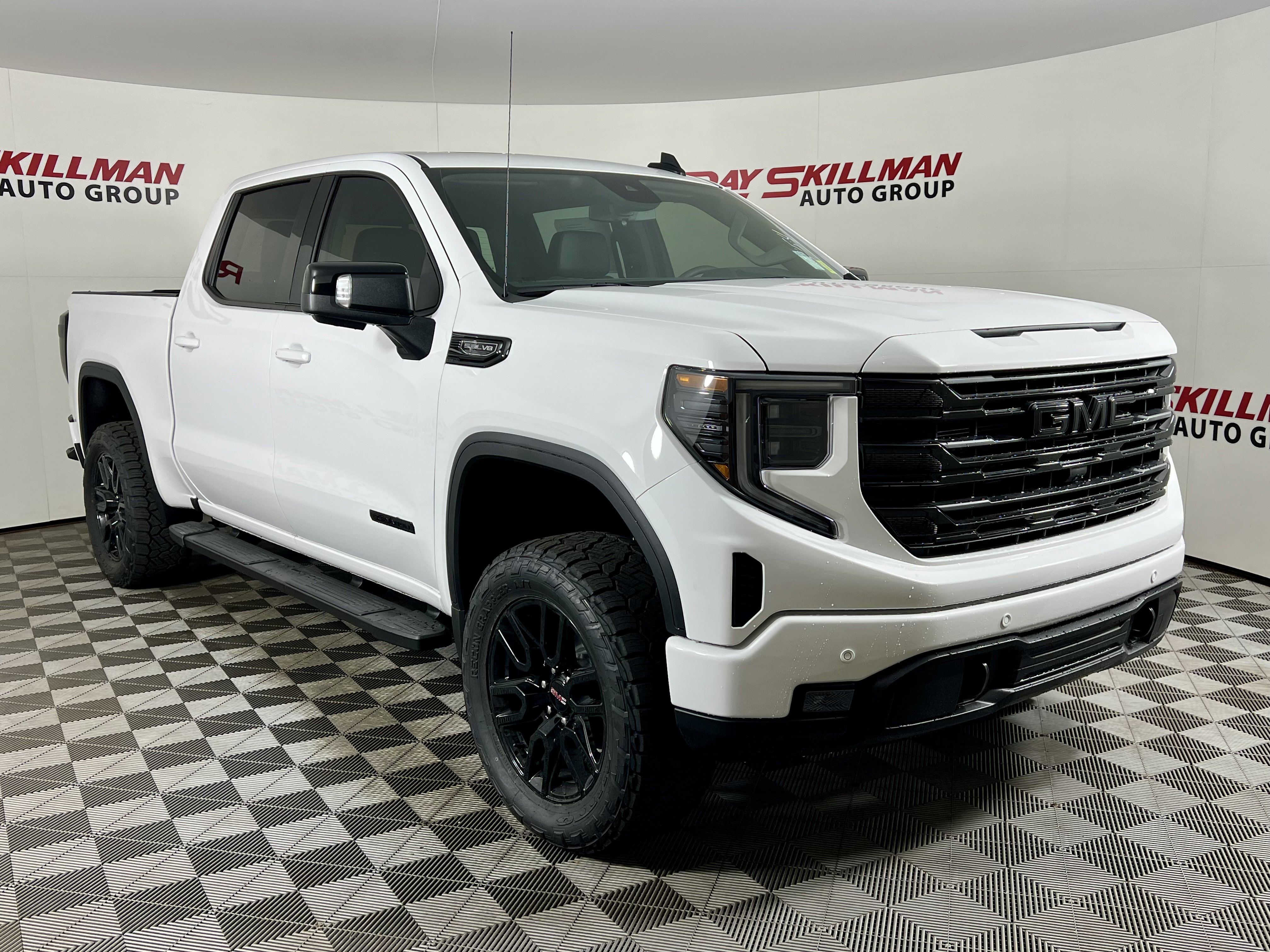 2026 GMC Sierra 1500 Elevation's photo