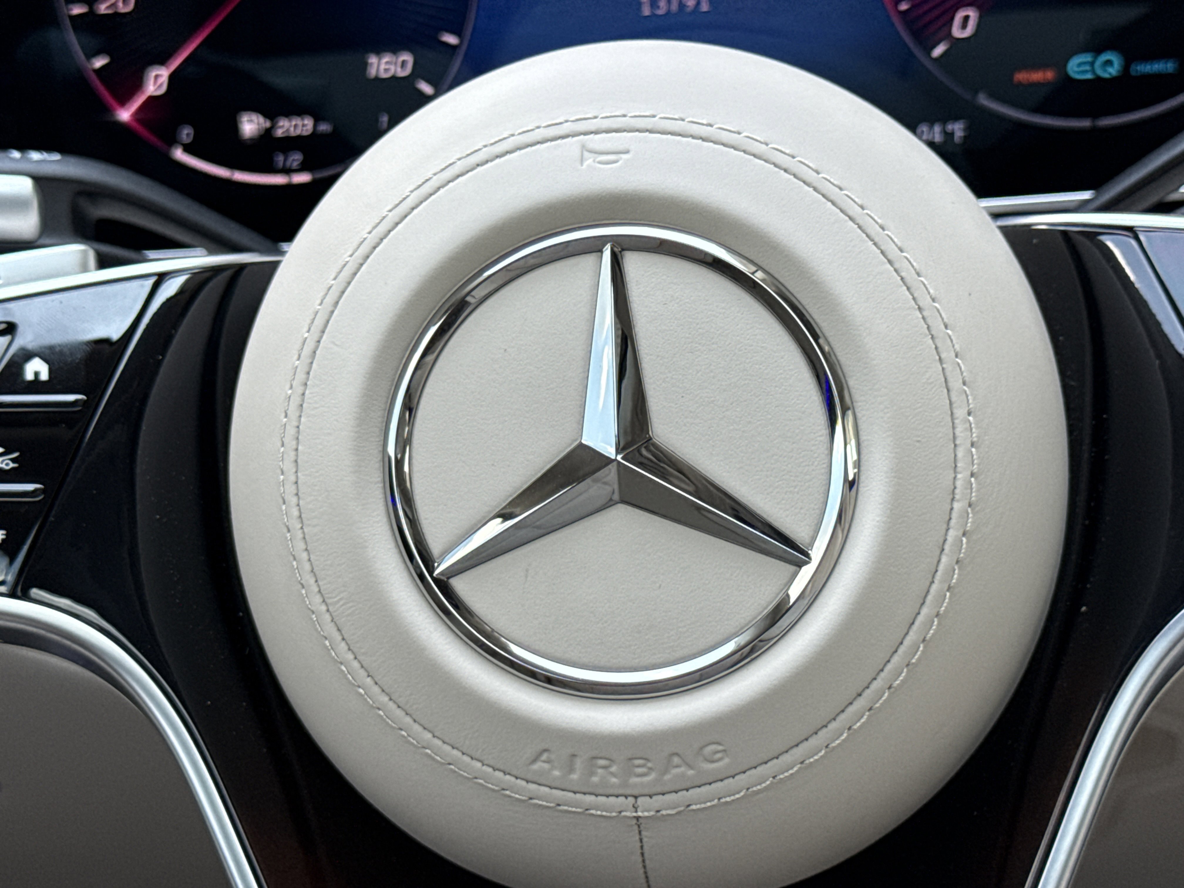 2022 Mercedes Benz S Maybach 580 photo 7